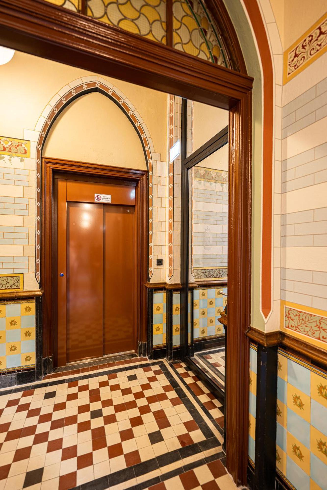 Hotel Staatsman Τσβόλε Εξωτερικό φωτογραφία